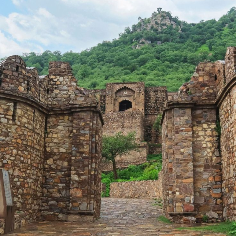 Ruins of the haunted Bhangarh Fort near Sariska Tiger Reserve